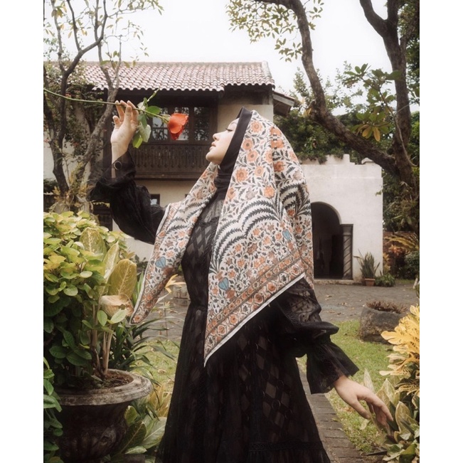 India Series-Aishawarya Scarf-Pelangi Asmara