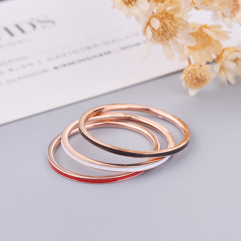 Tren wanita trendi titanium cincin baja wanita niche ultra-fine rose emas siswa kepribadian terjangk