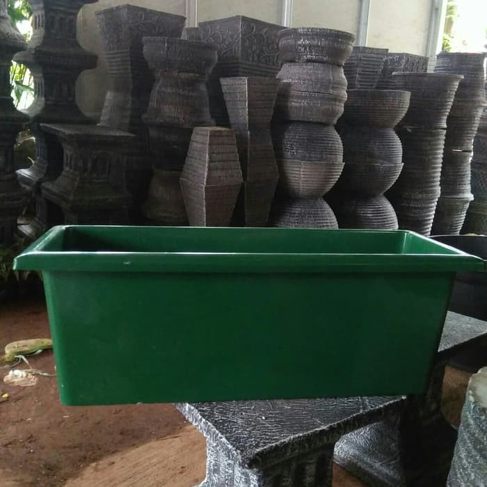 pot plastik panjang 65cm hijau