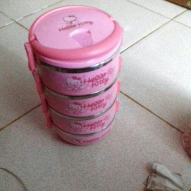 Rantang 4susun Karakter