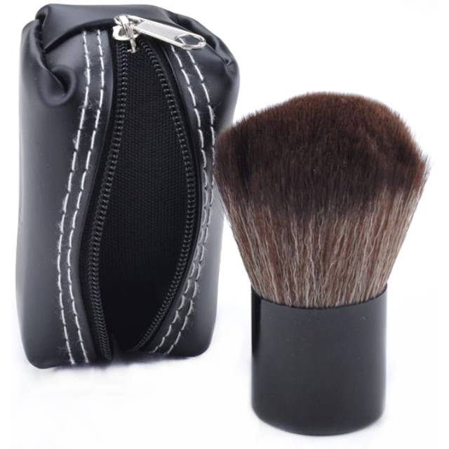 Brush lembut blush on