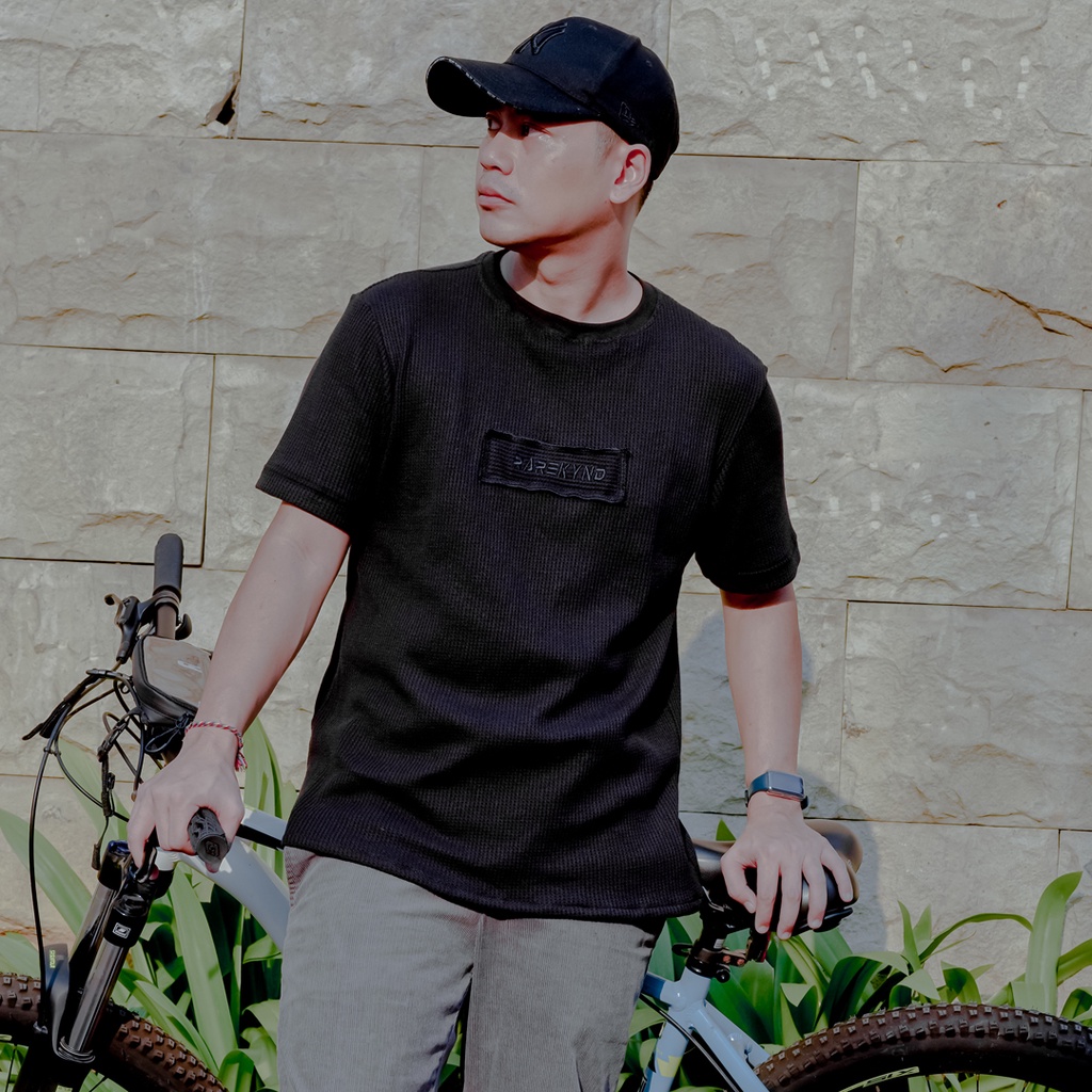 RKYND - Damien Tshirt reguler waffle pria