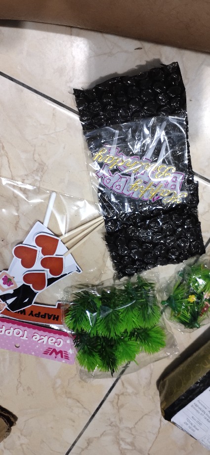 Tsk T97 - Hiasan Tusukan Kue Tulisan Happy Birthday Emas