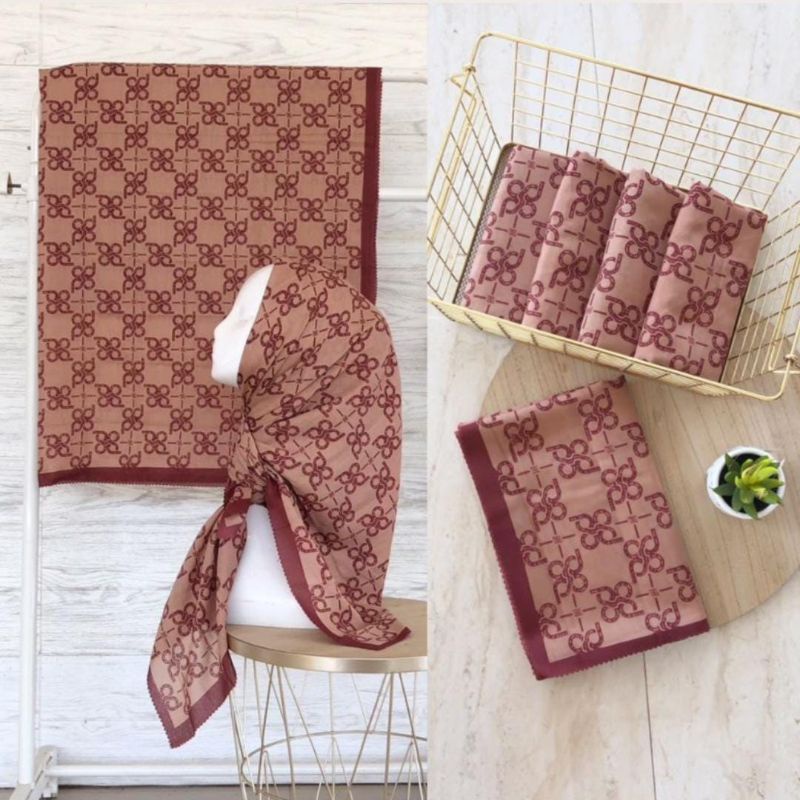 VOAL MOTIF/VOAL DEEKA/DEENAY KW