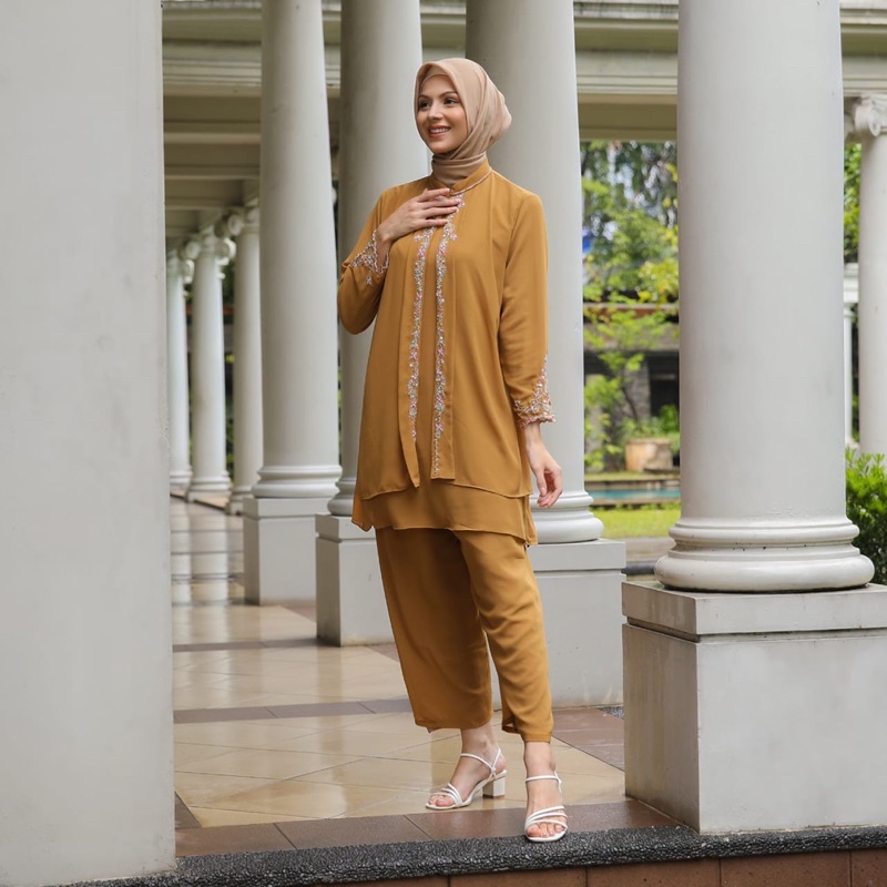 Setelan Celana Ceruty Baby doll Payet Belah