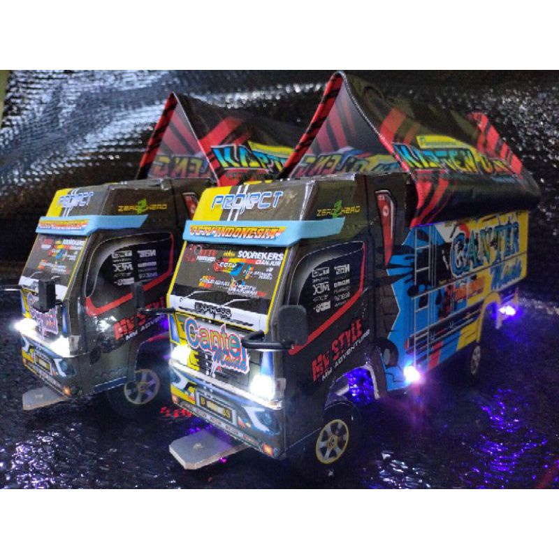 miniatur truck oleng BISA CUSTOM FOTO DAN NAMA DI PINTU BELAKANG