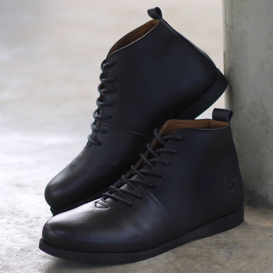 STREAM BLACK (KULIT ASLI) |ManNeedMe x Reyl| Sepatu Boots Pria Formal ORIGINAL