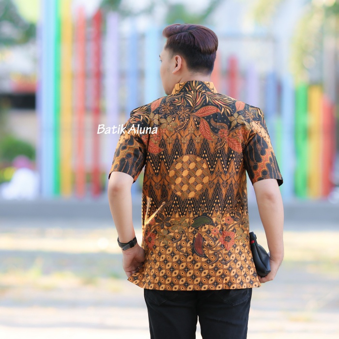 Atasan Batik Pria Premium Lengan Pendek Produksi Batik Aluna Solo PD 010