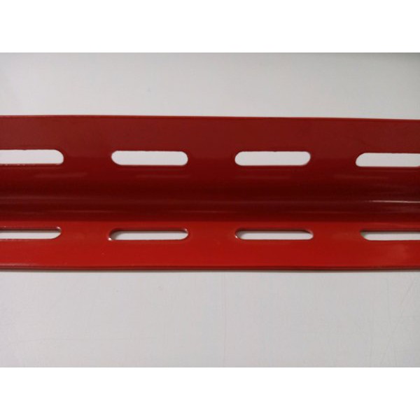 Besi Siku Lubang 1 Meter Artco