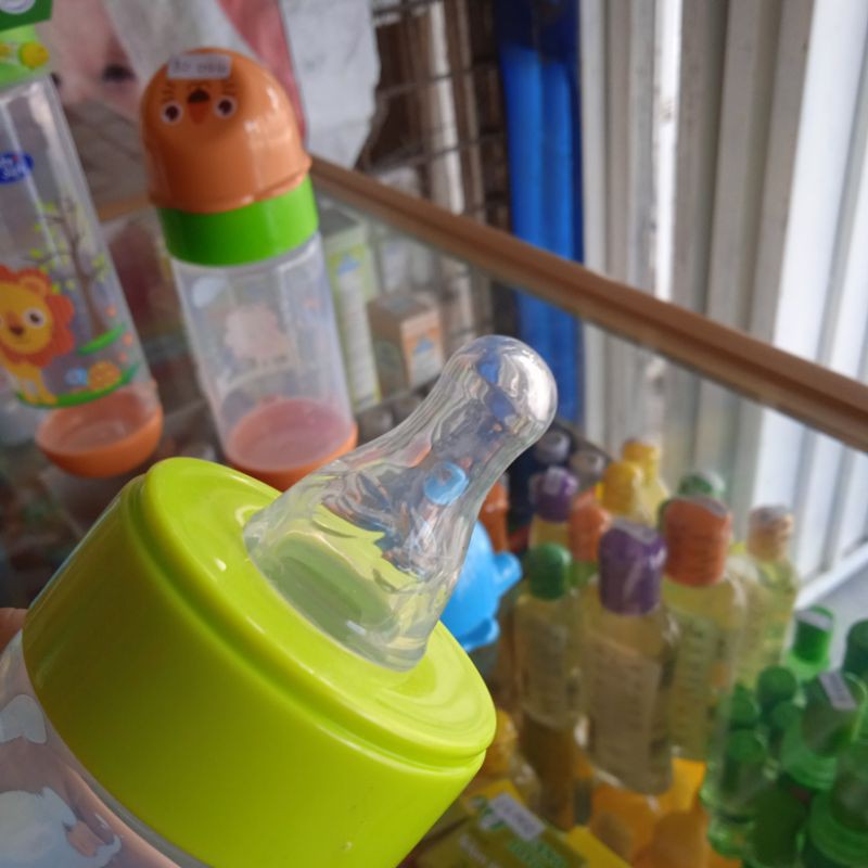 BABY SAFE FEEDING BOTTLE/ BOTOL SUSU