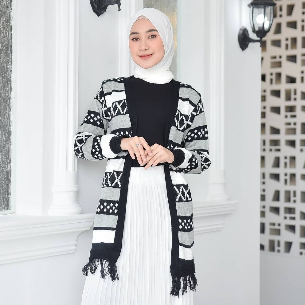 Long Hinata Cardigan Atasan Rajut Wanita Kardigan Rajut Motif Etnik Rumbai Gardigan Rajut Wanita-Hitam