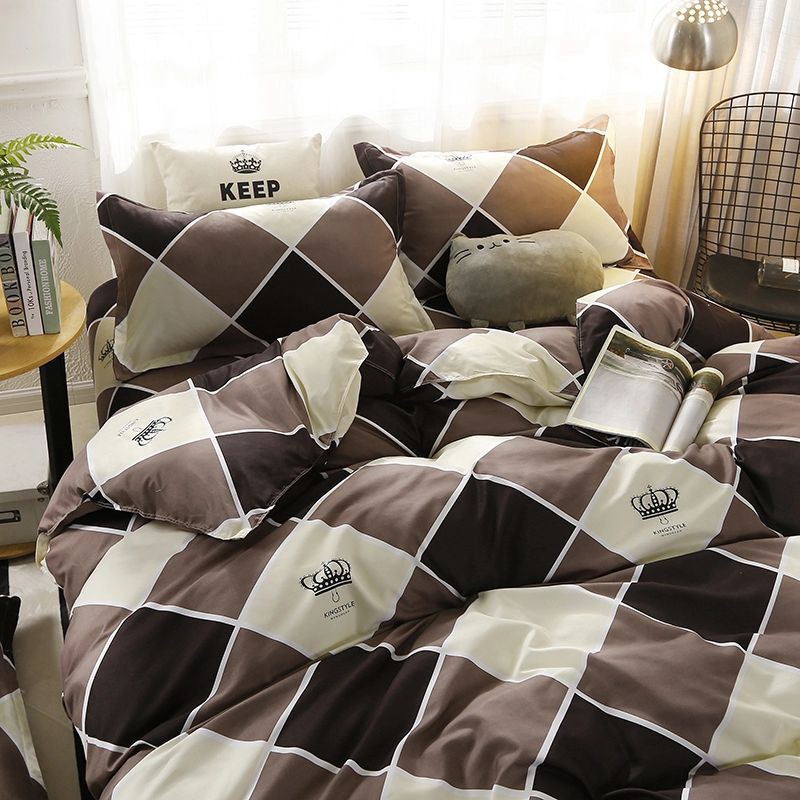 BEDCOVER SET MOTIF KING CROWN AND GAVIN