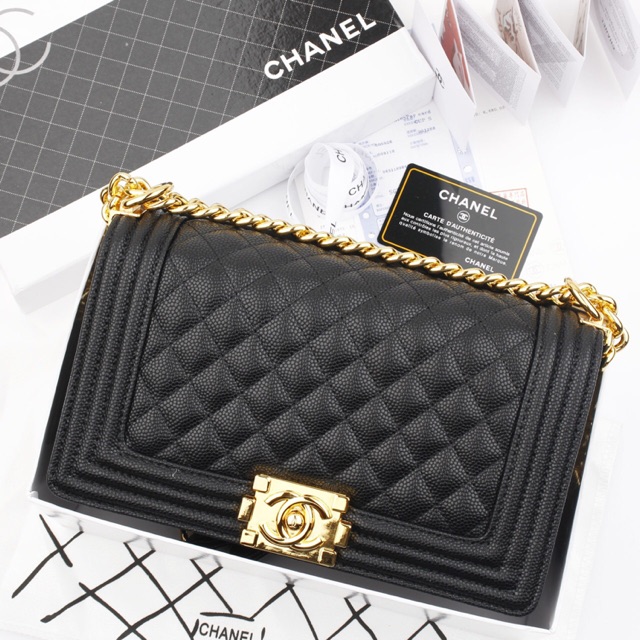 Tas Chanel Boy Classic Caviar Gold M4668 / 9006-1