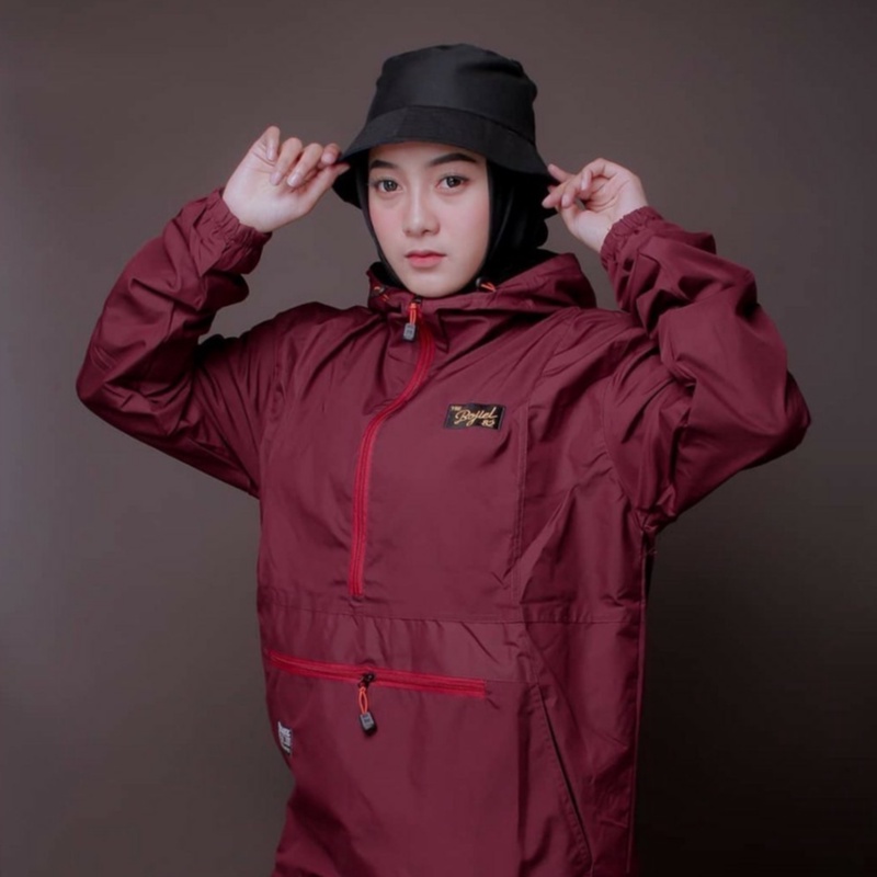 The Bojiel Jacket Cagoule Saku Doraemon Pria Wanita Simple Polos Original Distro Populer Marun