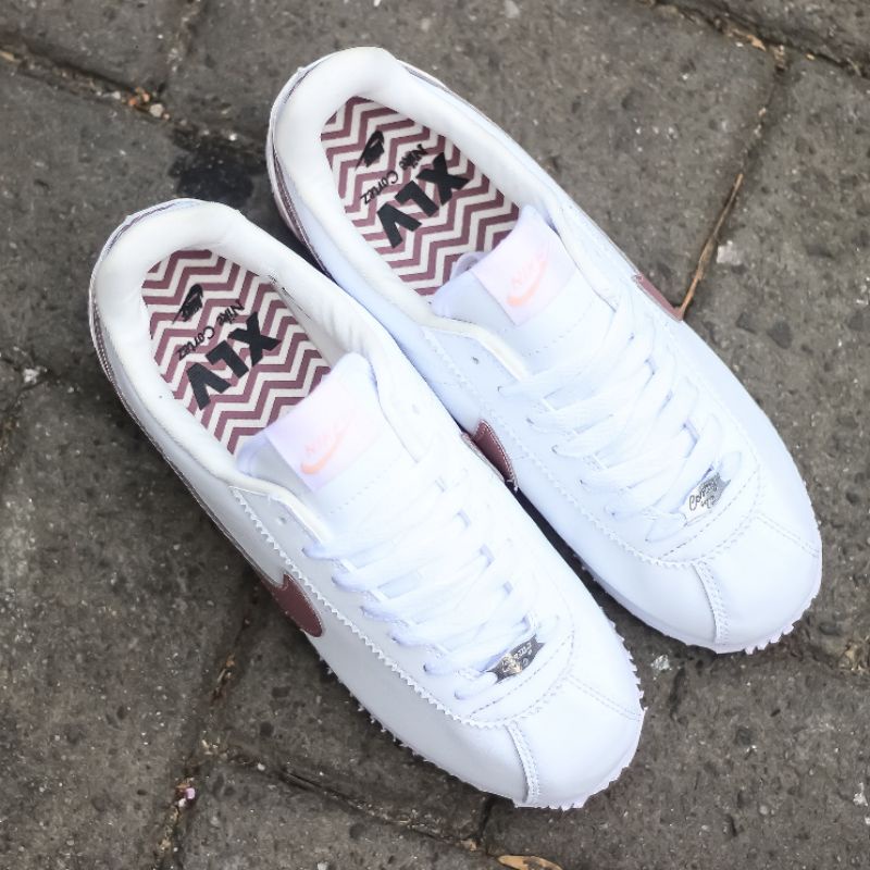 NIKE AIR CORTEZ WHITE BLACK SEPATU PUTIH SNEAKERS PUTIH WANITA-5