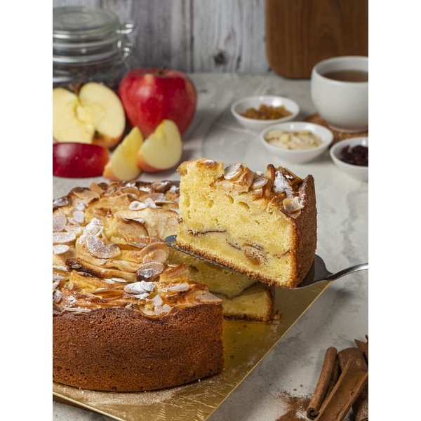 

French Apple Cinnamon Cake