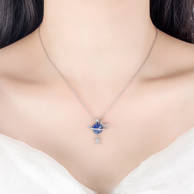 Kalung Liontin Planet Biru Sapphire Aksen Kristal Permata Gaya Korea Untuk Wanita