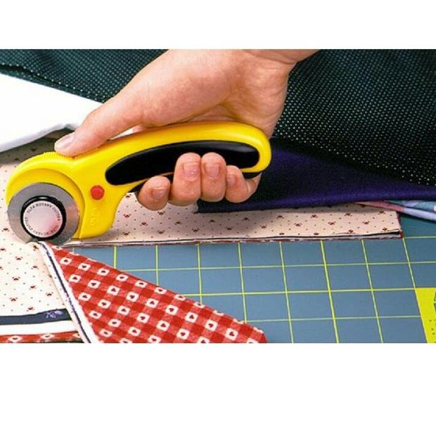 

Sale - ROTARY CUTTER 45MM KATER ALAT PEMOTONG KAIN KERTAS <