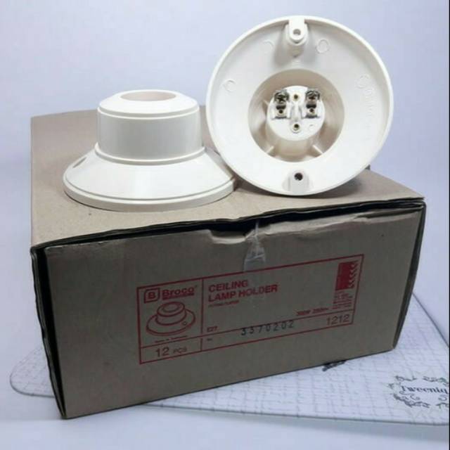 Fiting Fitting Lampu E27 Plafon Atap Bulat Bundar BROCO Cream