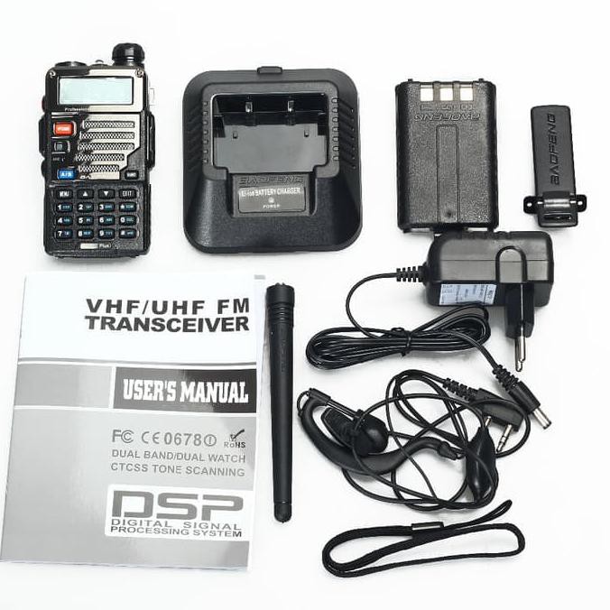HT HANDY TALKY UV 5RE PLUS LEBIH BAGUS DARI UV-5R RADIO BAOFENG UV5R - HITAM