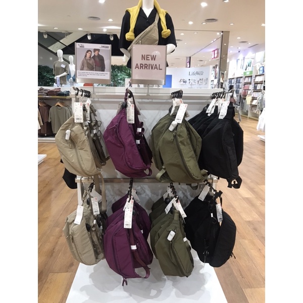 [ JASTIP ] Tas Slingbag/ Waistbag Uniqlo