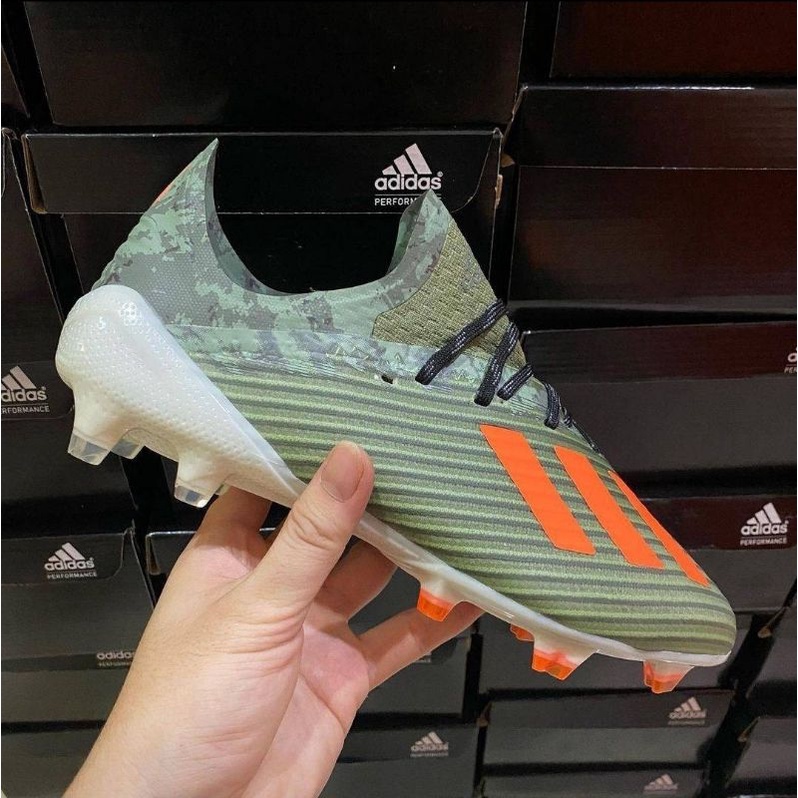 SOCCER ADIDAS X.19