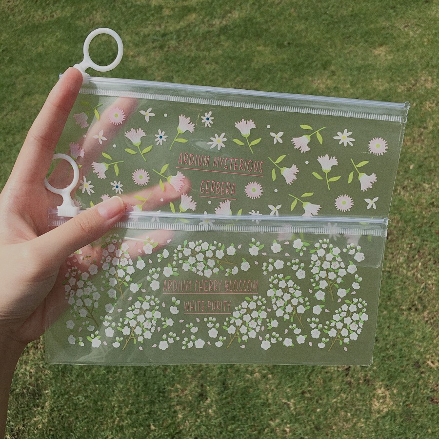 

Pencil Case / Tempat Pensil gambar Bunga Floral