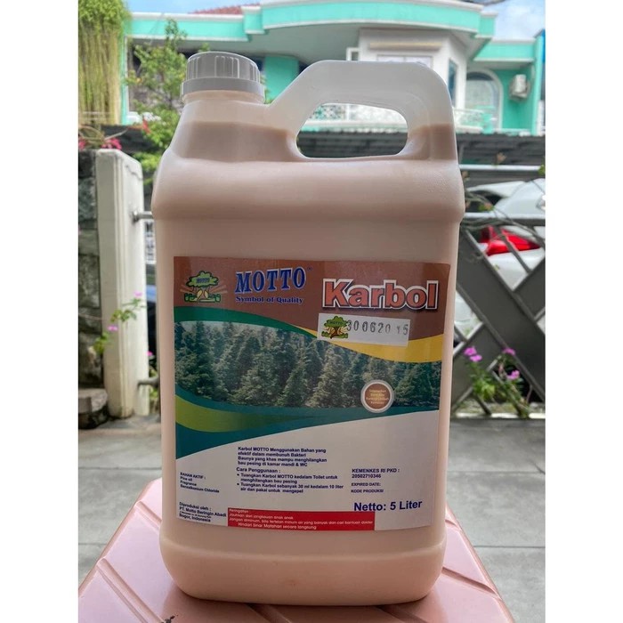 Karbol Pine Cemara 5 Liter Motto KEMASAN DENGAN PRODUK TERBAIK