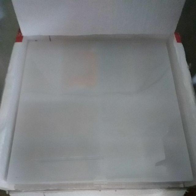 Tempat Uang+penutup Gembok Acrylic 2mm Putih Susu