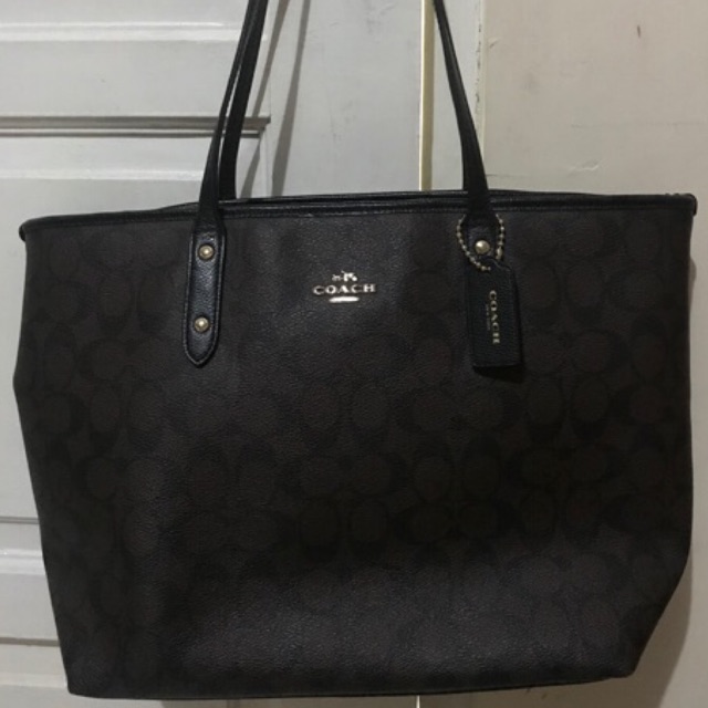 Preloved - AUTHENTIC COACH CITY TOTE ZIP SIGNATURE MAHOGANY