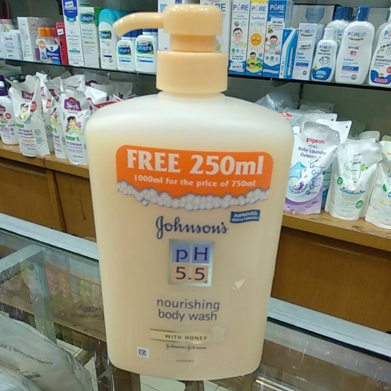 Johnson's PH 5,5 Nourishing Body Wash 1000ML / Sabun Mandi