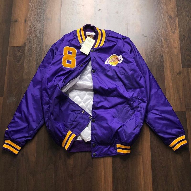 JAKET BOMBER VARSITY LAKERS 8 MITCHELL&amp;NESS