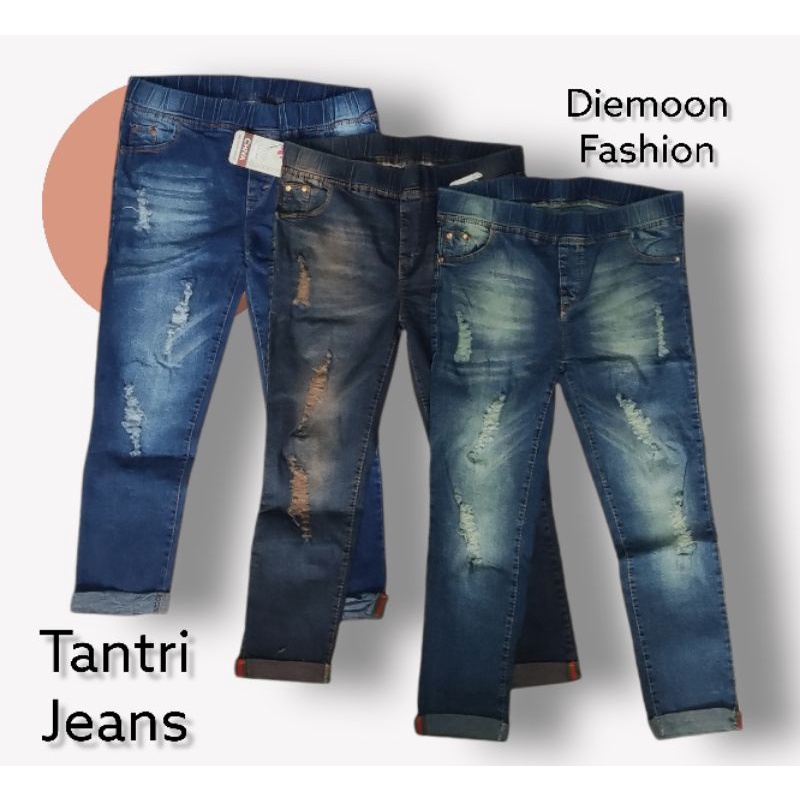 Tantri ripped jeans tidak tembus , list bawah