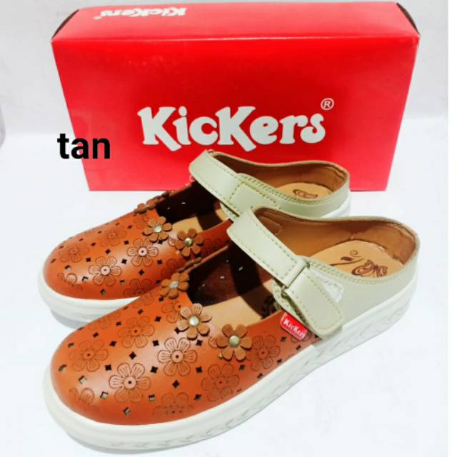 Sepatu slop laser kickers wanita