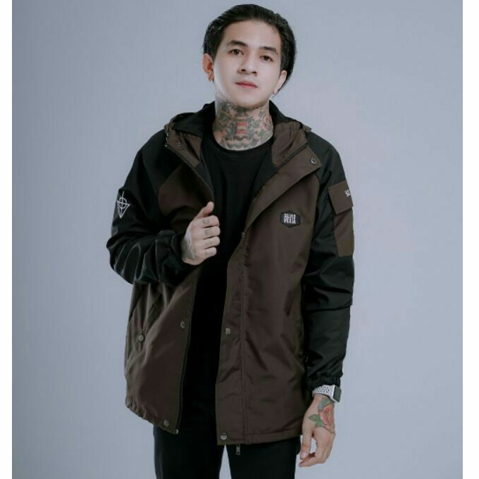 Jaket Casual Pria Jaket Parasut Jaket Outdoor Salviohexia Coklat Hitam