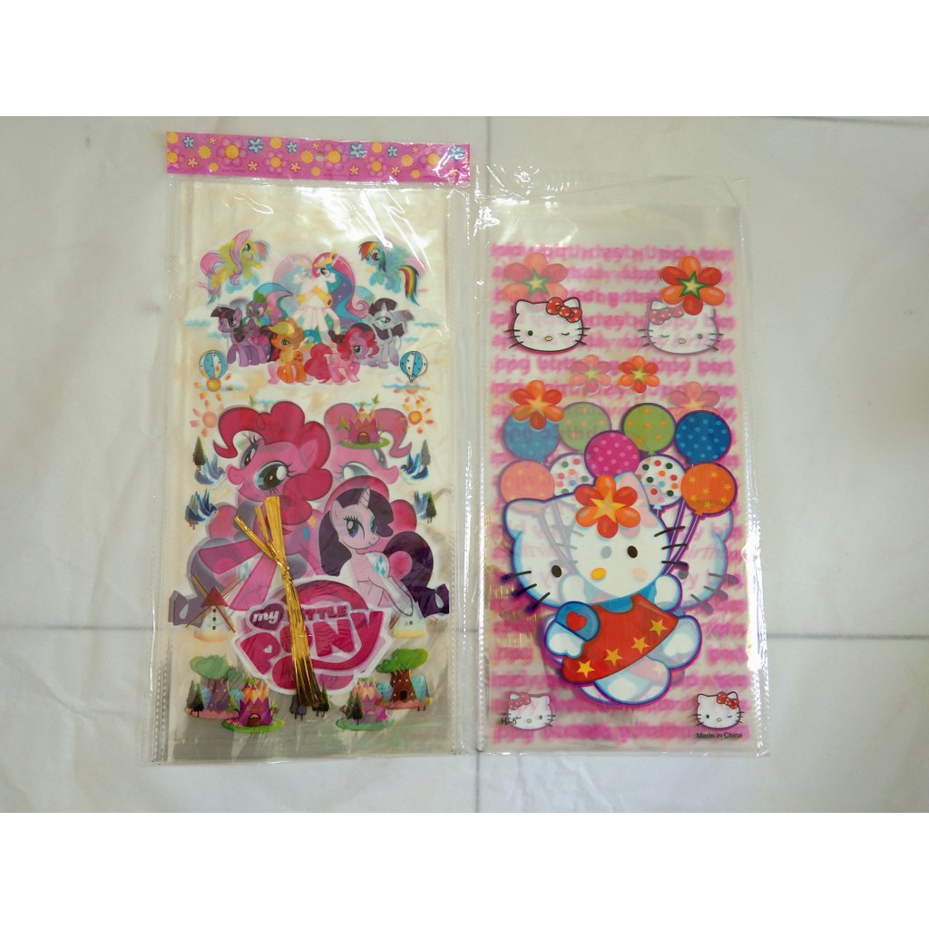 

Plastik souvenir ulang tahun 20 x 40 cm sedang