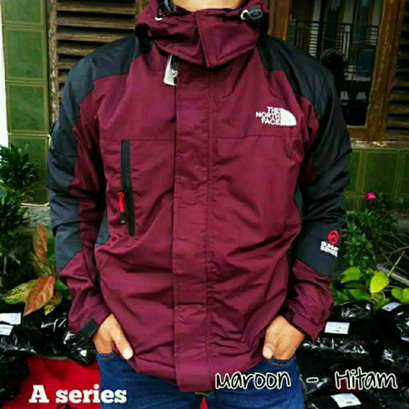JAKET outdoor  jaket murah TERBARU & TERKECE  JAKET GUNUNG JAKET ABU JAKET NAVY JAKET TNF jaket  SUMMIT SERIEZ jaket pria wanita jaket murah jaket terbaru jaket musim dingin jaket musim hujan jaket waterproof jaket anti air jaket anti angin-Marun A