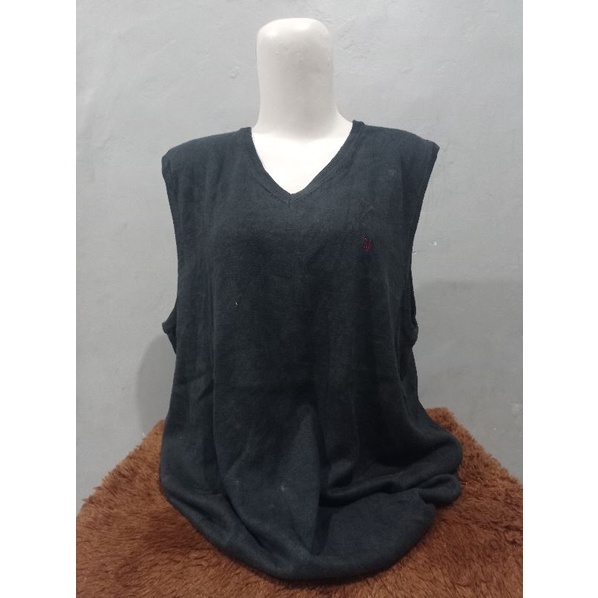 preloved, 113-203 Outer Hitam tanpa Lengan