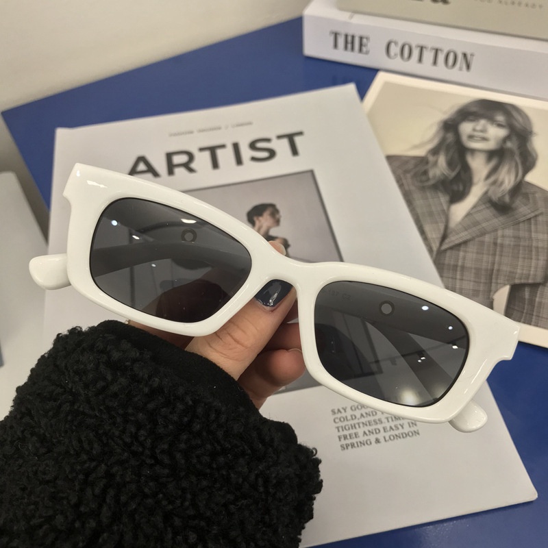【TERSEDIA & COD】Kacamata Hitam Wanita Korean Fashion Kacamata Gaya Wanita Terbaru-3