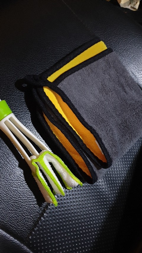 Lap Microfiber Tebal Lembut 2 Warna Anti Lecet Serbaguna 30x30 Premium