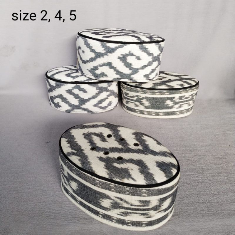 Songkok peci atau kopiah tenun