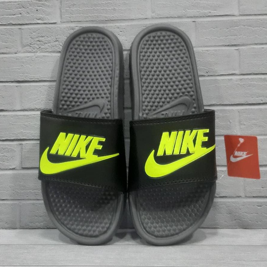 Jual SANDAL SLIDE BESAR NIKE BENASSI 