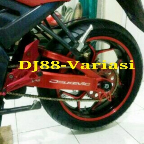 Dijual Swing arm Yamaha R15  Lengan Ayun yamaha R15  Swing arm delkevic Yamaha R15  Aksesoris R15  m