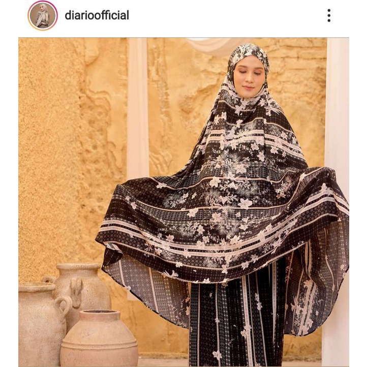 Hajijah Prayer Set Berries DIARIO X DWIHANDA