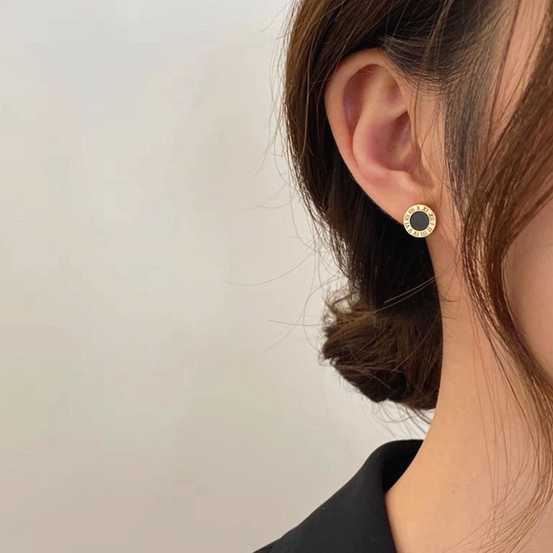 Anting Titanium tindik telinga angka romawi hitam anti karat dan anti luntur asli aksesoris wanita korea