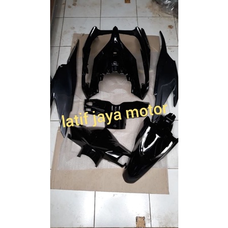 body vario 125 lama old hitam