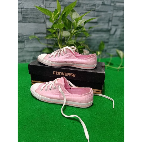 Sepatu Converse/Sepatu Preloved/Sepatu Original/Sepatu wanita