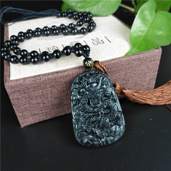 KALUNG PRIA LIONTIN GIOK HITAM TERMURAH