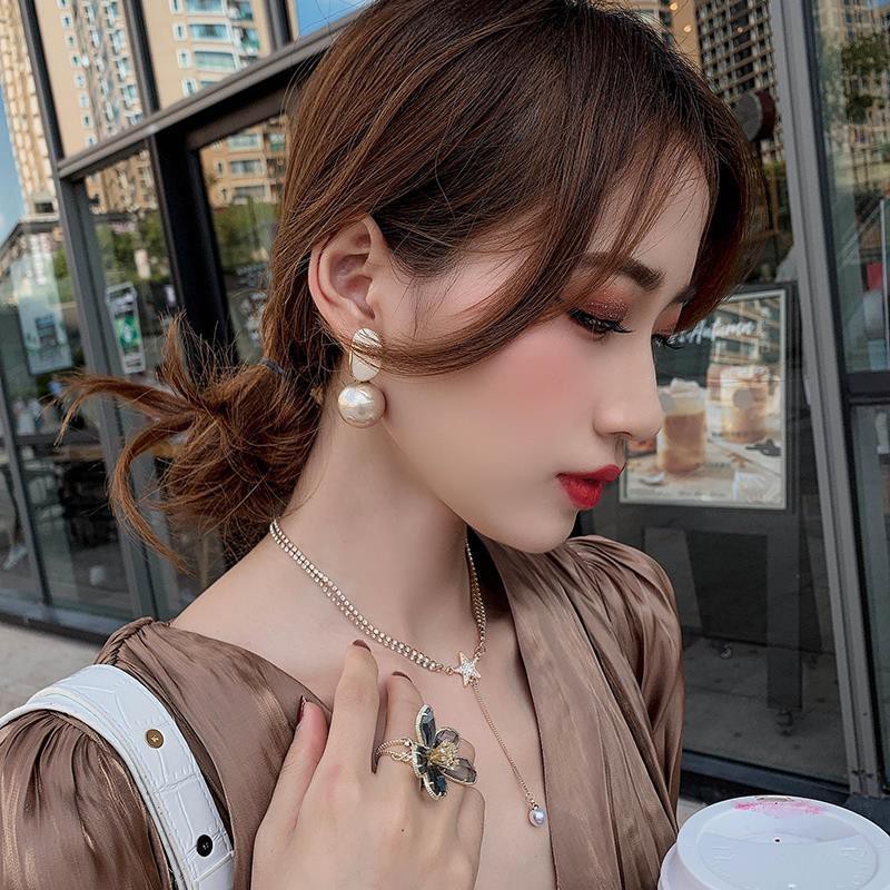 Korea S925 Silver Needle Pearl Earrings Temperamen Net Merah Kepribadian Stud Earrings Wanita Aksesoris