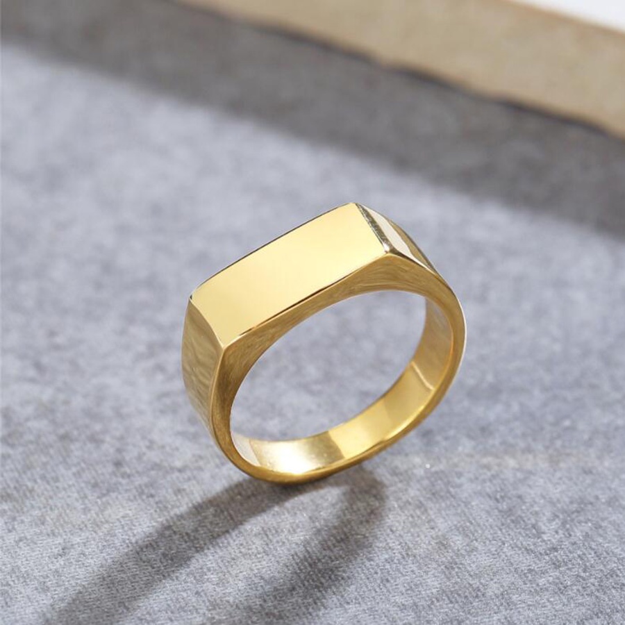 Cincin Bahan Titanium Steel Bentuk Persegi Panjang Warna Silver / Gold / Hitam Gaya Vintage / Simple / Punk Untuk Pria